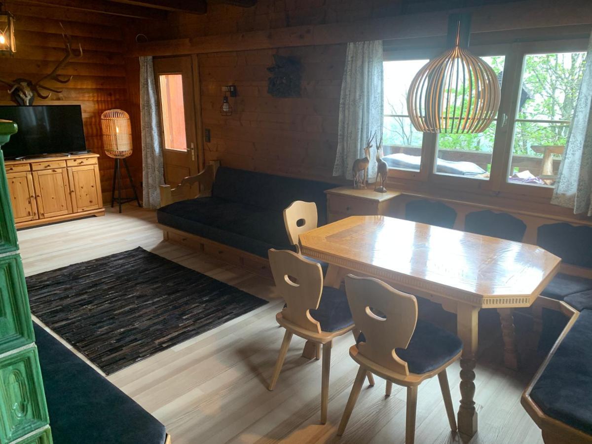 Ferienwohnungen Im Blockhaus Metzler Шварценберг им Брегенцервалд Екстериор снимка