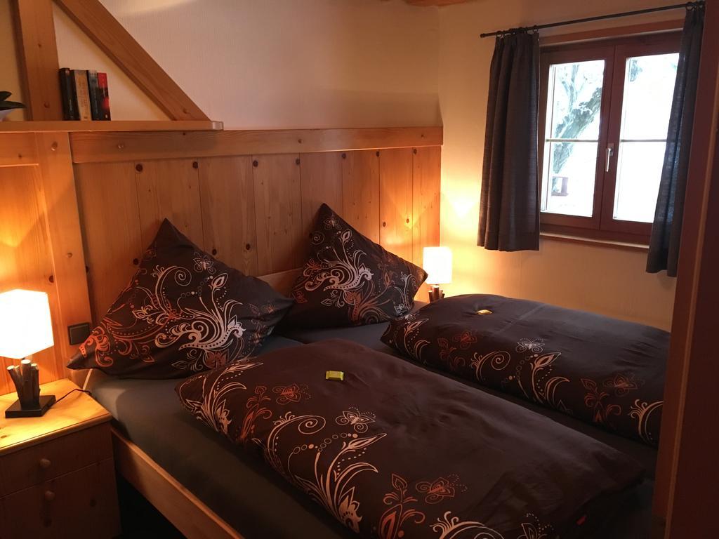 Ferienwohnungen Im Blockhaus Metzler Шварценберг им Брегенцервалд Екстериор снимка