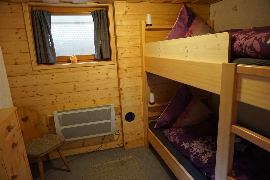 Ferienwohnungen Im Blockhaus Metzler Шварценберг им Брегенцервалд Екстериор снимка